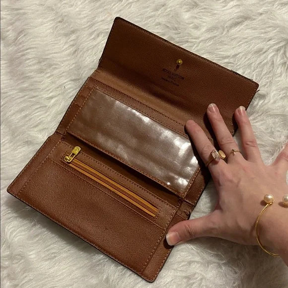 Brown tan luxury inspired Monogram Women's Clutch - Picture 2 of 6